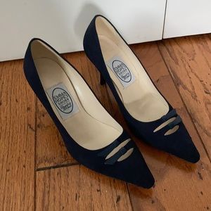 Emma’s Hope Navy pumps